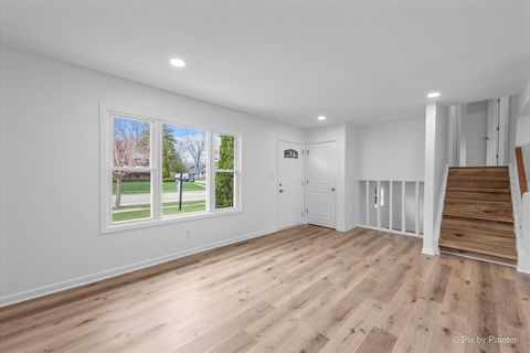 Tiny photo for Crystal Lake, IL 60014 (MLS # 12603291)