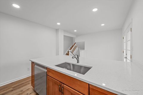 Tiny photo for Crystal Lake, IL 60014 (MLS # 12603291)