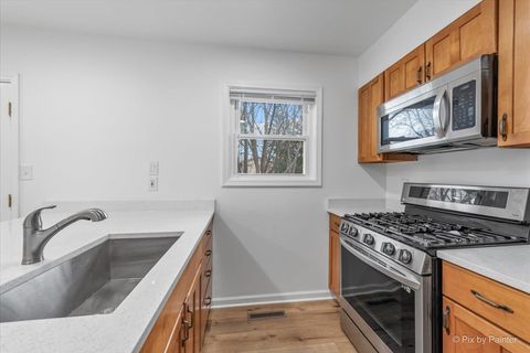 Tiny photo for Crystal Lake, IL 60014 (MLS # 12603291)