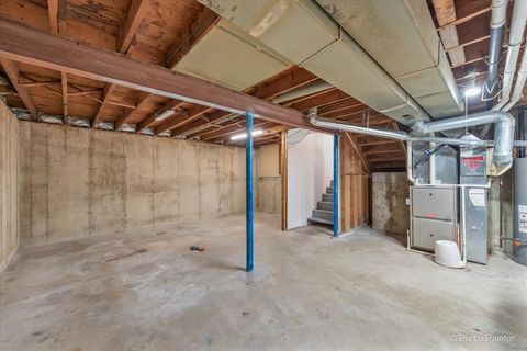 Tiny photo for Crystal Lake, IL 60014 (MLS # 12603291)