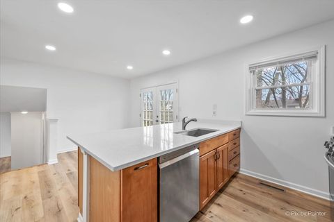 Tiny photo for Crystal Lake, IL 60014 (MLS # 12603291)