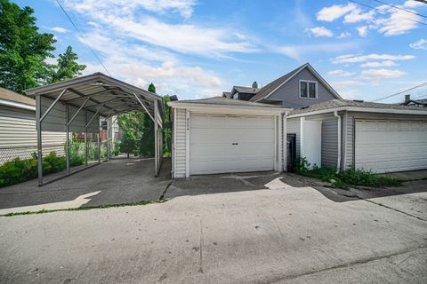Tiny photo for 6254 N NAGLE Avenue, Chicago, IL 60646 (MLS # 12467703)