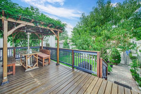 Tiny photo for 6254 N NAGLE Avenue, Chicago, IL 60646 (MLS # 12467703)