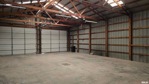 Tiny photo for 205 SHAW Street, Harrisburg, IL 62946 (MLS # EB457508)