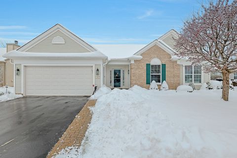 Photo of 13835 Gardner Drive, Huntley, IL 60142 (MLS # 12525320)