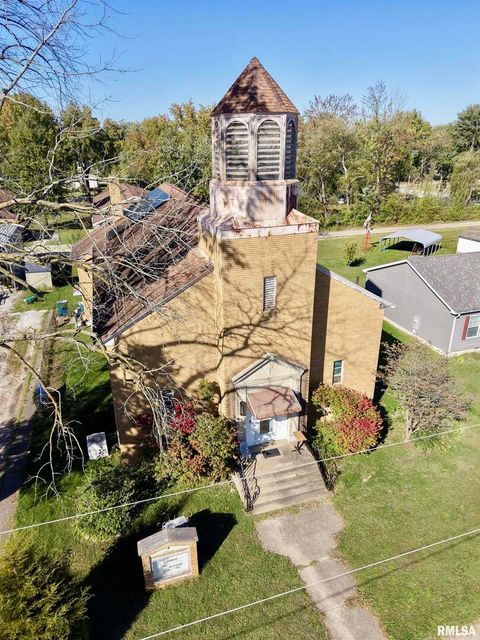 Tiny photo for 120 W POPLAR Street, Noble, IL 62868 (MLS # EB460280)