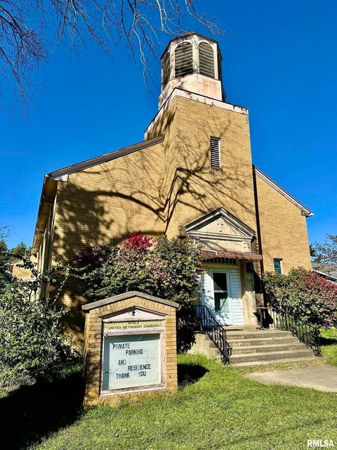 Tiny photo for 120 W POPLAR Street, Noble, IL 62868 (MLS # EB460280)