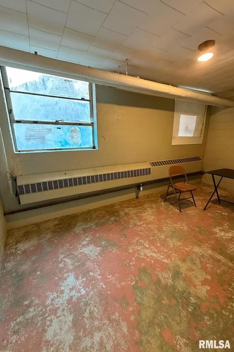 Tiny photo for 120 W POPLAR Street, Noble, IL 62868 (MLS # EB460280)