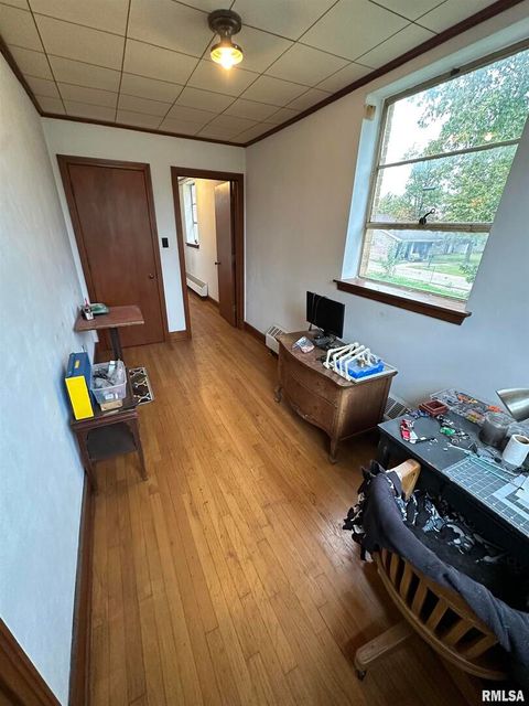 Tiny photo for 120 W POPLAR Street, Noble, IL 62868 (MLS # EB460280)