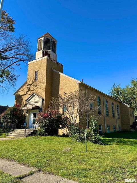 Tiny photo for 120 W POPLAR Street, Noble, IL 62868 (MLS # EB460280)