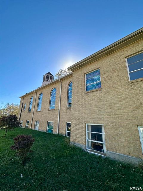 Tiny photo for 120 W POPLAR Street, Noble, IL 62868 (MLS # EB460280)