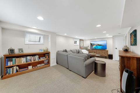 Tiny photo for 252 sunset Avenue, Glen Ellyn, IL 60137 (MLS # 12626927)