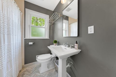 Tiny photo for 252 sunset Avenue, Glen Ellyn, IL 60137 (MLS # 12626927)