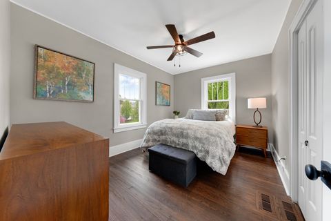 Tiny photo for 252 sunset Avenue, Glen Ellyn, IL 60137 (MLS # 12626927)