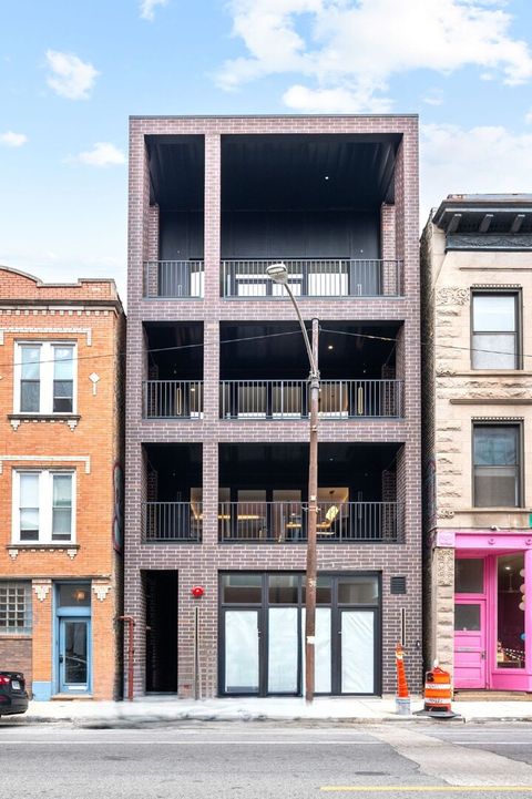 2248 W North Avenue 3 Chicago IL 60647