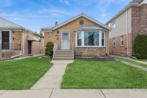 6311 N Tripp Avenue Chicago IL 60646