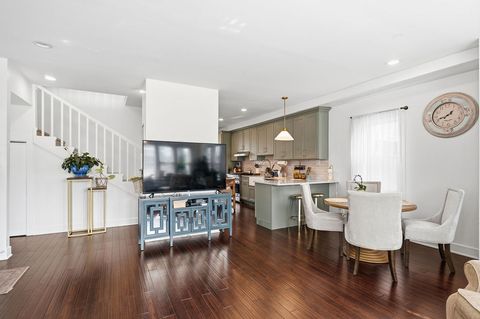 Tiny photo for 1515 S 3rd Avenue, Maywood, IL 60153 (MLS # 12627159)