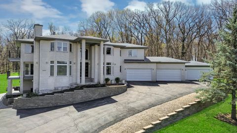 10470 N River Road Barrington Hills IL 60010