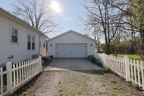 Tiny photo for 501 N Shelby Avenue, Salem, IL 62881 (MLS # 12613292)