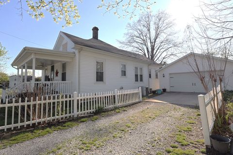 Tiny photo for 501 N Shelby Avenue, Salem, IL 62881 (MLS # 12613292)