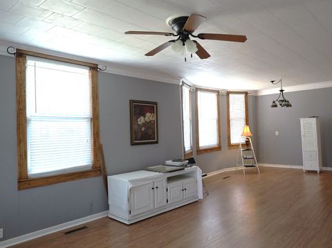 Tiny photo for 501 N Shelby Avenue, Salem, IL 62881 (MLS # 12613292)