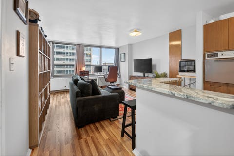 Tiny photo for 3550 N Lake Shore Drive #1925, Chicago, IL 60657 (MLS # 12717233)