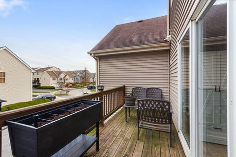 Tiny photo for 932 Clover Lane, Pingree Grove, IL 60140 (MLS # 12515611)