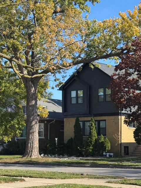 2035 S 11th Avenue Maywood IL 60153