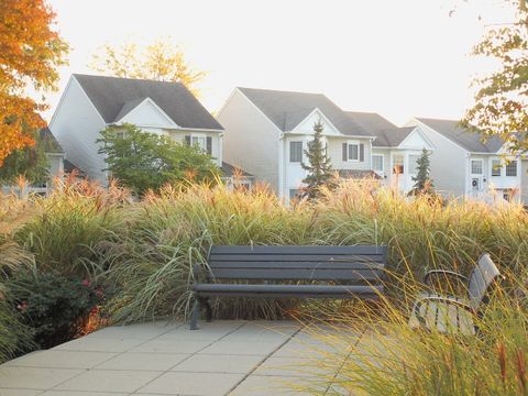 Tiny photo for 420 Hidden Creek Lane #420, North Aurora, IL 60542 (MLS # 12497830)