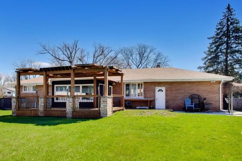 Tiny photo for 1032 Heatherfield Lane, Glenview, IL 60025 (MLS # 12631785)