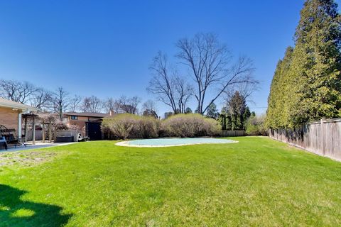 Tiny photo for 1032 Heatherfield Lane, Glenview, IL 60025 (MLS # 12631785)