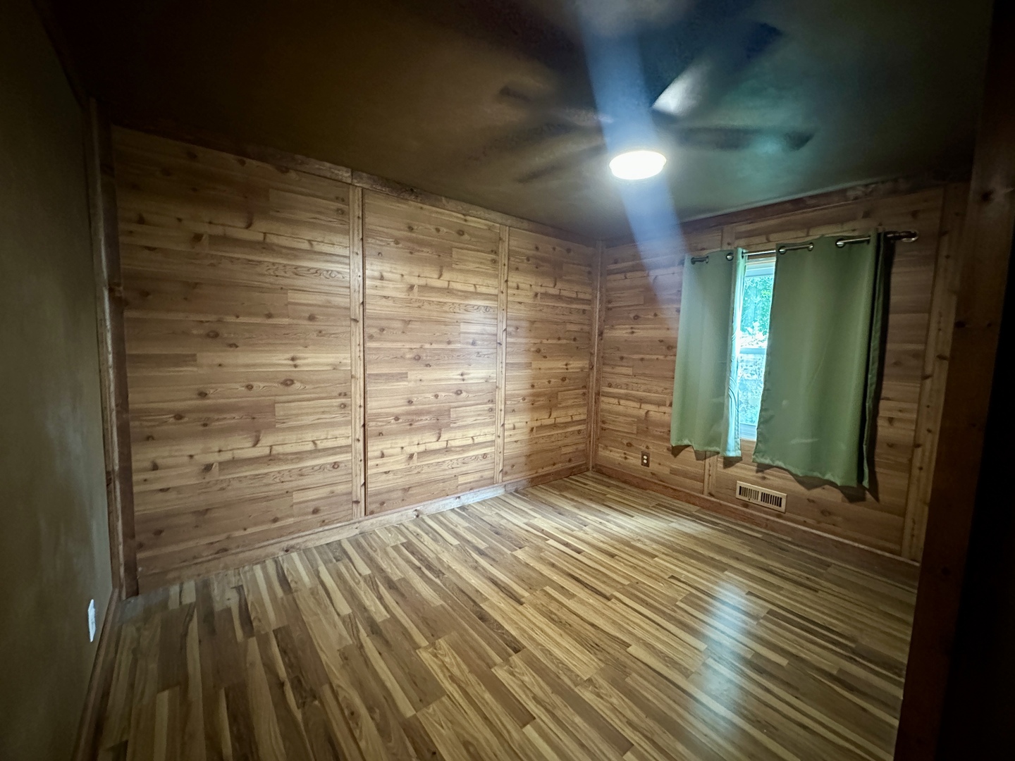1308 12th Avenue