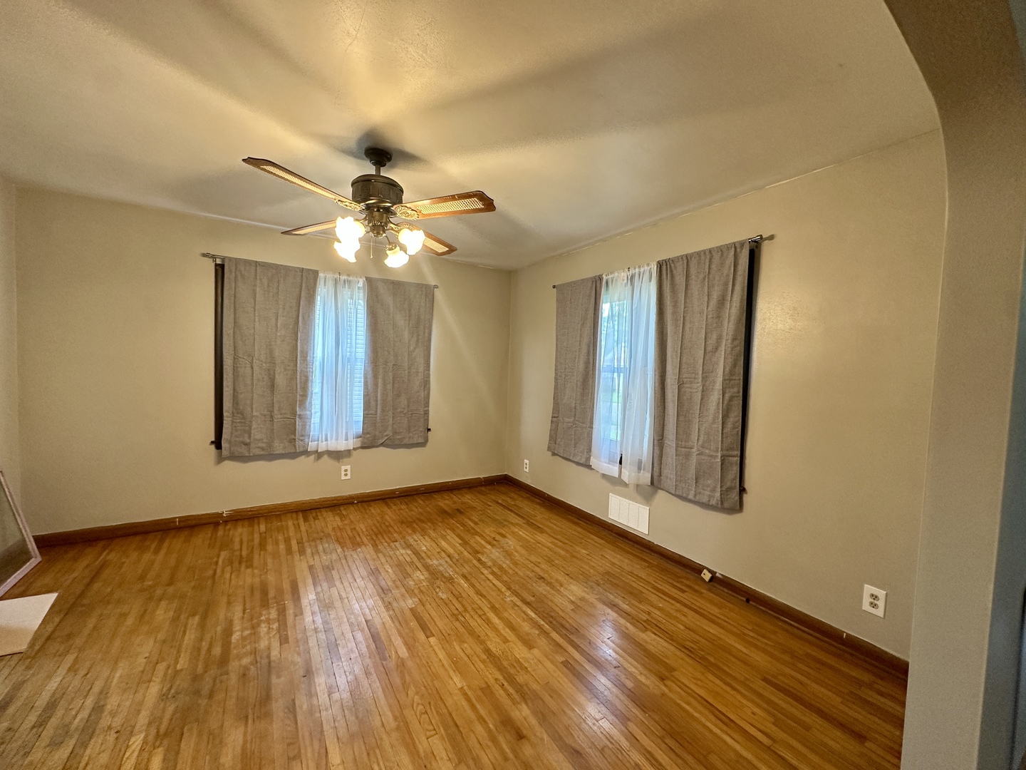 1308 12th Avenue