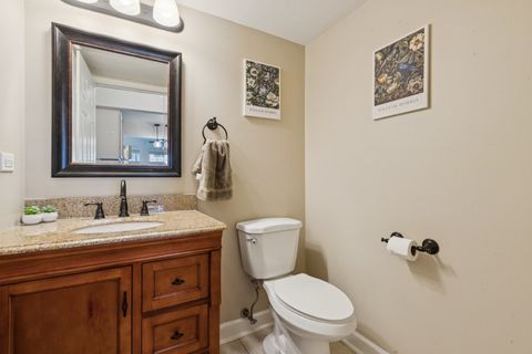 Tiny photo for 960 Elderberry Circle #116, Naperville, IL 60563 (MLS # 12453056)