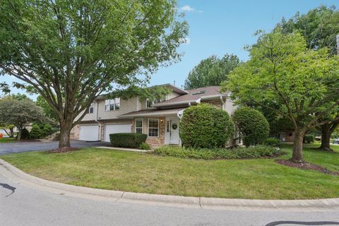 Photo of 960 Elderberry Circle #116, Naperville, IL 60563 (MLS # 12453056)