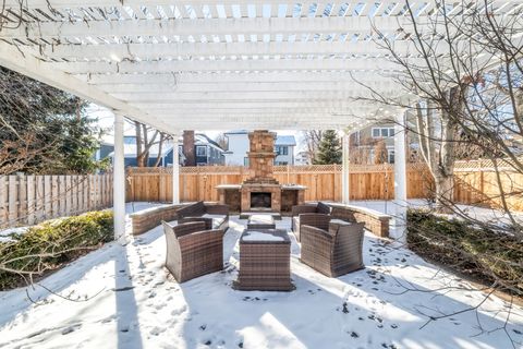 Tiny photo for 749 E Sunnyside Avenue, Libertyville, IL 60048 (MLS # 12558513)