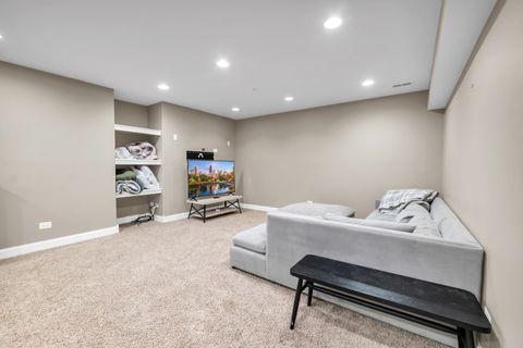 Tiny photo for 749 E Sunnyside Avenue, Libertyville, IL 60048 (MLS # 12558513)