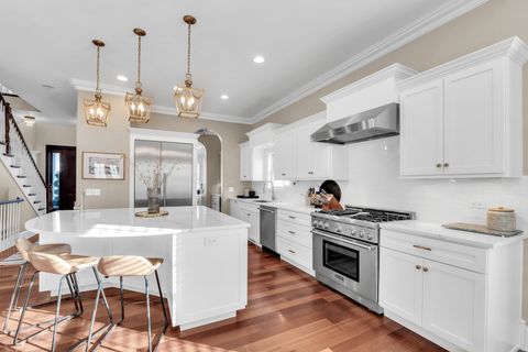 Tiny photo for 749 E Sunnyside Avenue, Libertyville, IL 60048 (MLS # 12558513)