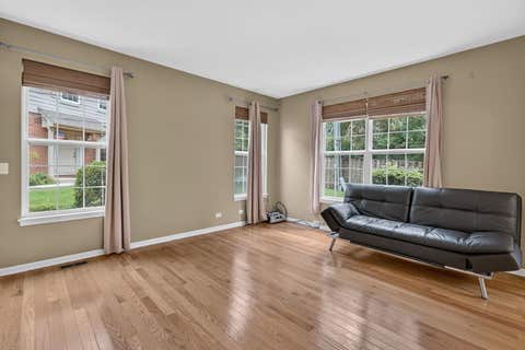 Tiny photo for 10S447 Carrington Circle, Burr Ridge, IL 60527 (MLS # 12736985)