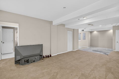 Tiny photo for 10S447 Carrington Circle, Burr Ridge, IL 60527 (MLS # 12736985)