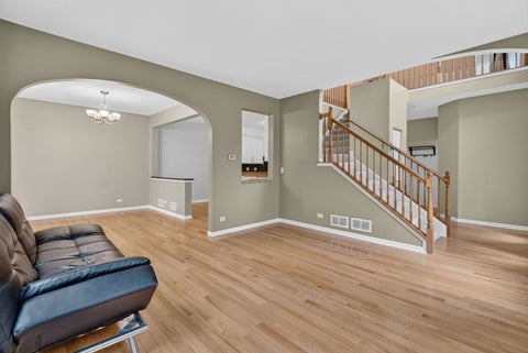 Tiny photo for 10S447 Carrington Circle, Burr Ridge, IL 60527 (MLS # 12736985)