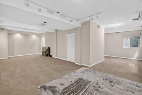 Tiny photo for 10S447 Carrington Circle, Burr Ridge, IL 60527 (MLS # 12736985)