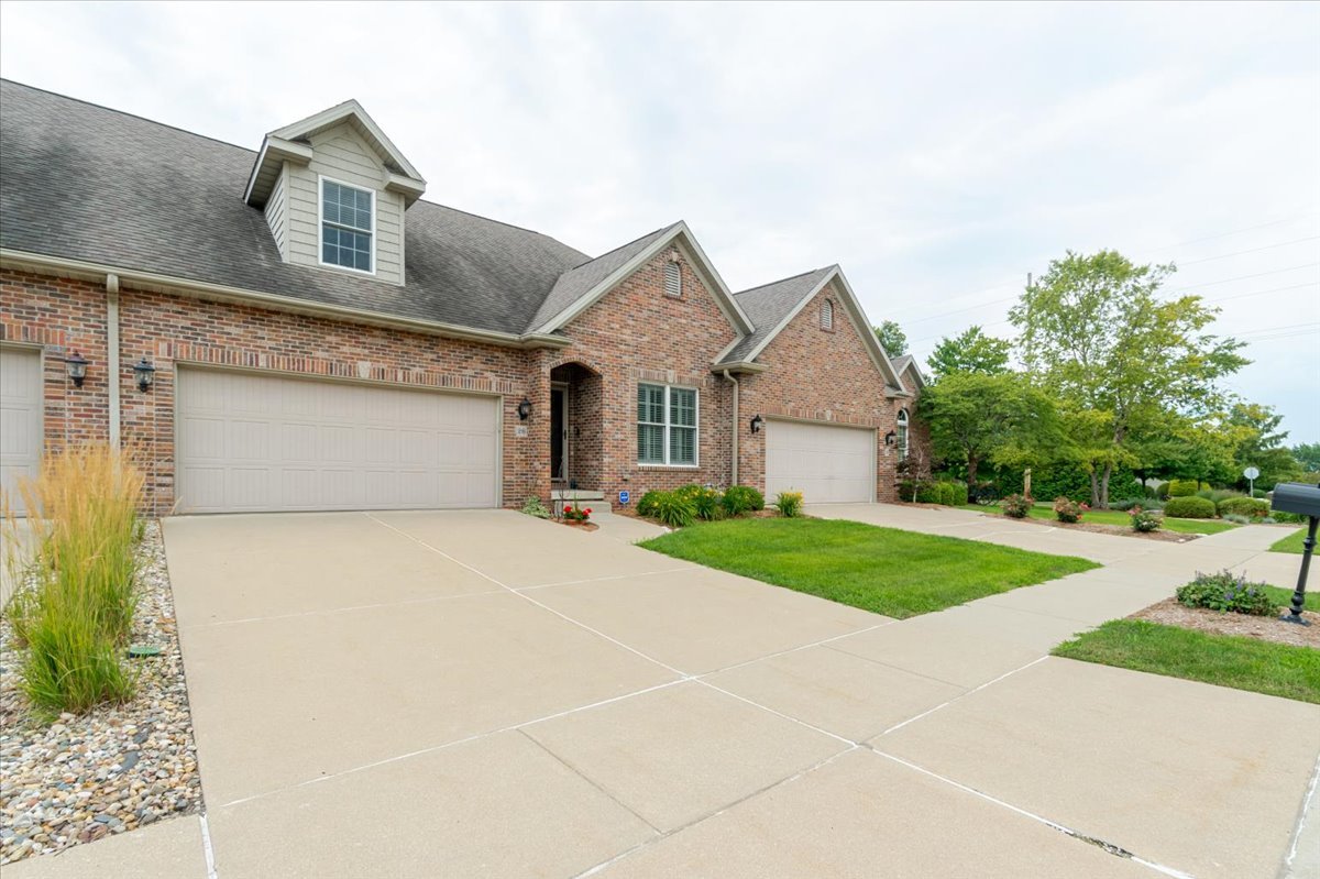 26 Prairie Vista Court