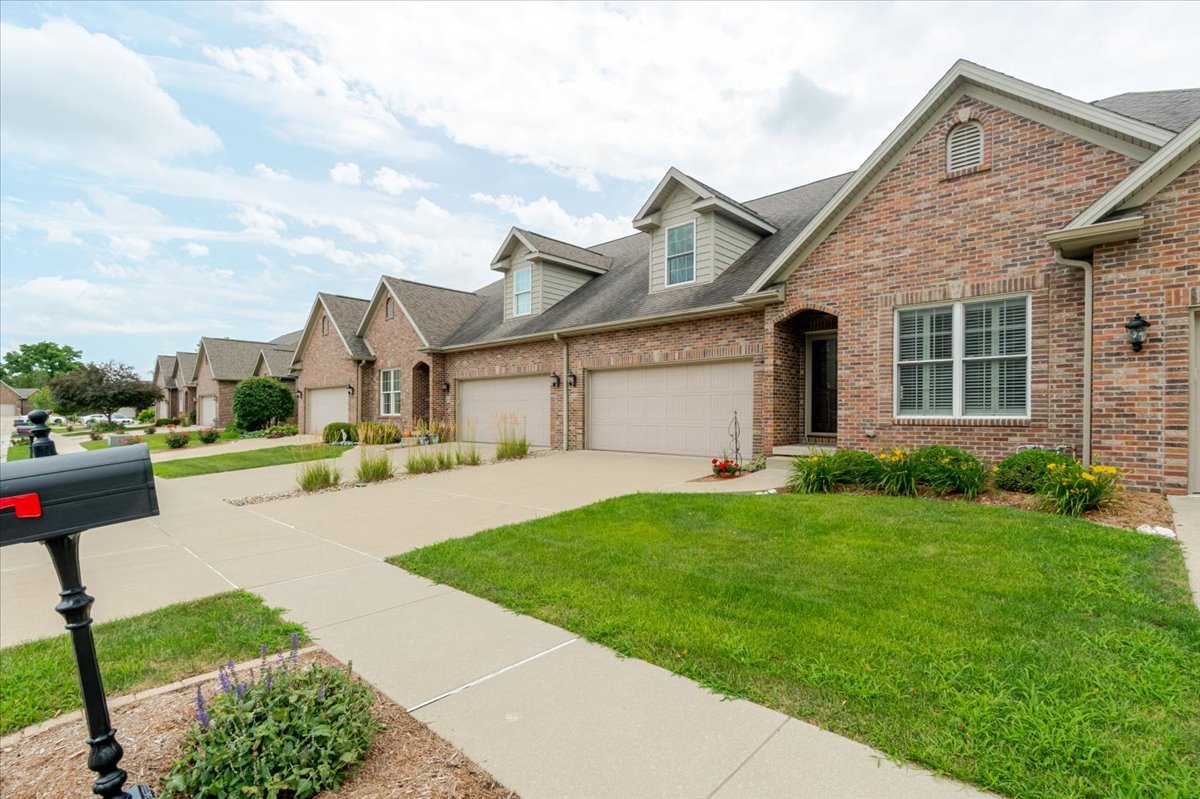 26 Prairie Vista Court