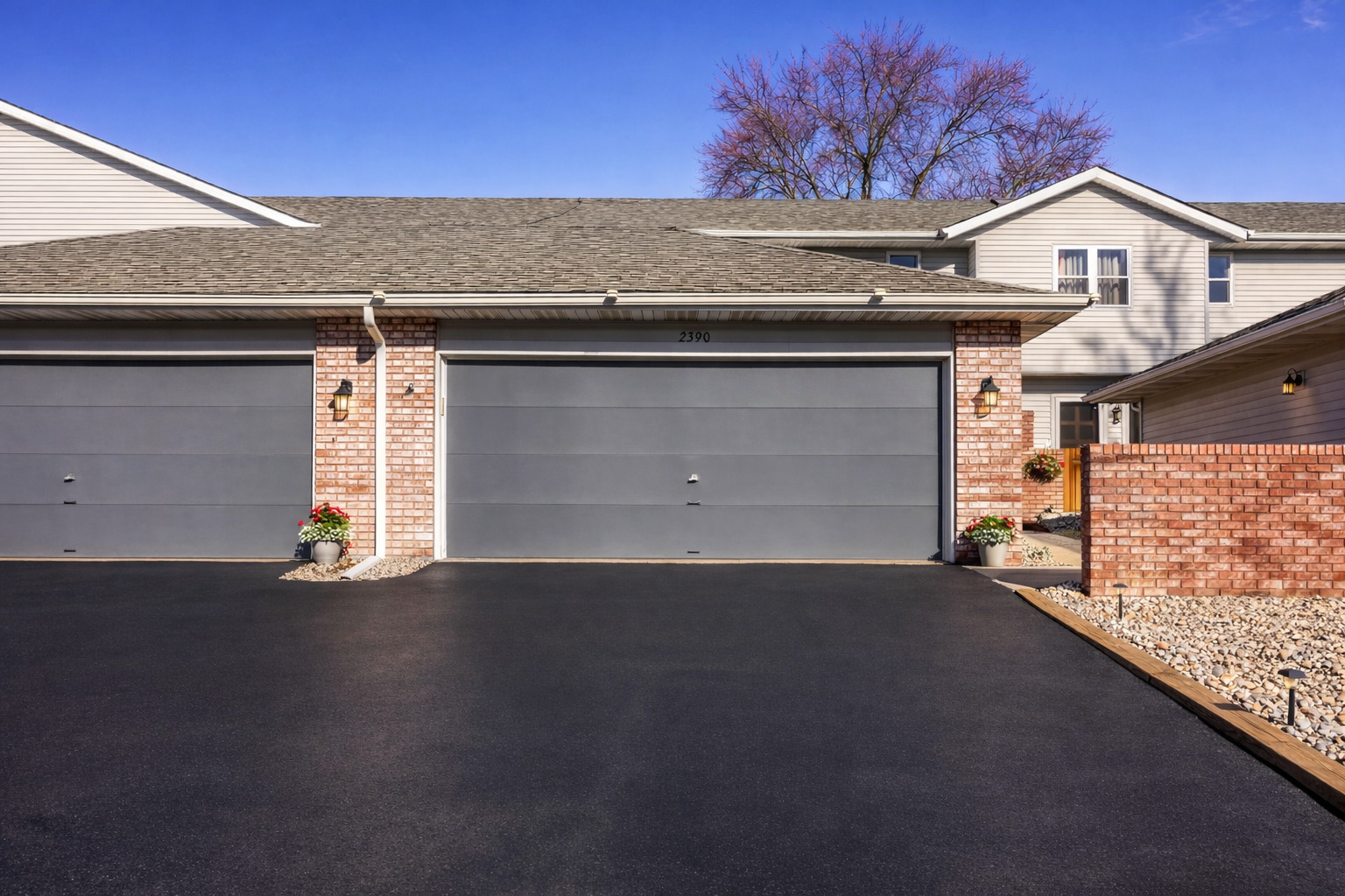 2590 Brookwood Drive