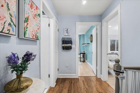 Tiny photo for 289 Oxford Road, Des Plaines, IL 60016 (MLS # 12625650)