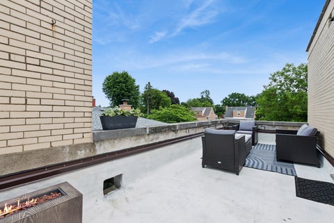 Tiny photo for 10155 S Clifton Park Avenue, Evergreen Park, IL 60805 (MLS # 12745766)