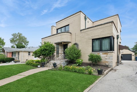 Photo of 10155 S Clifton Park Avenue, Evergreen Park, IL 60805 (MLS # 12745766)