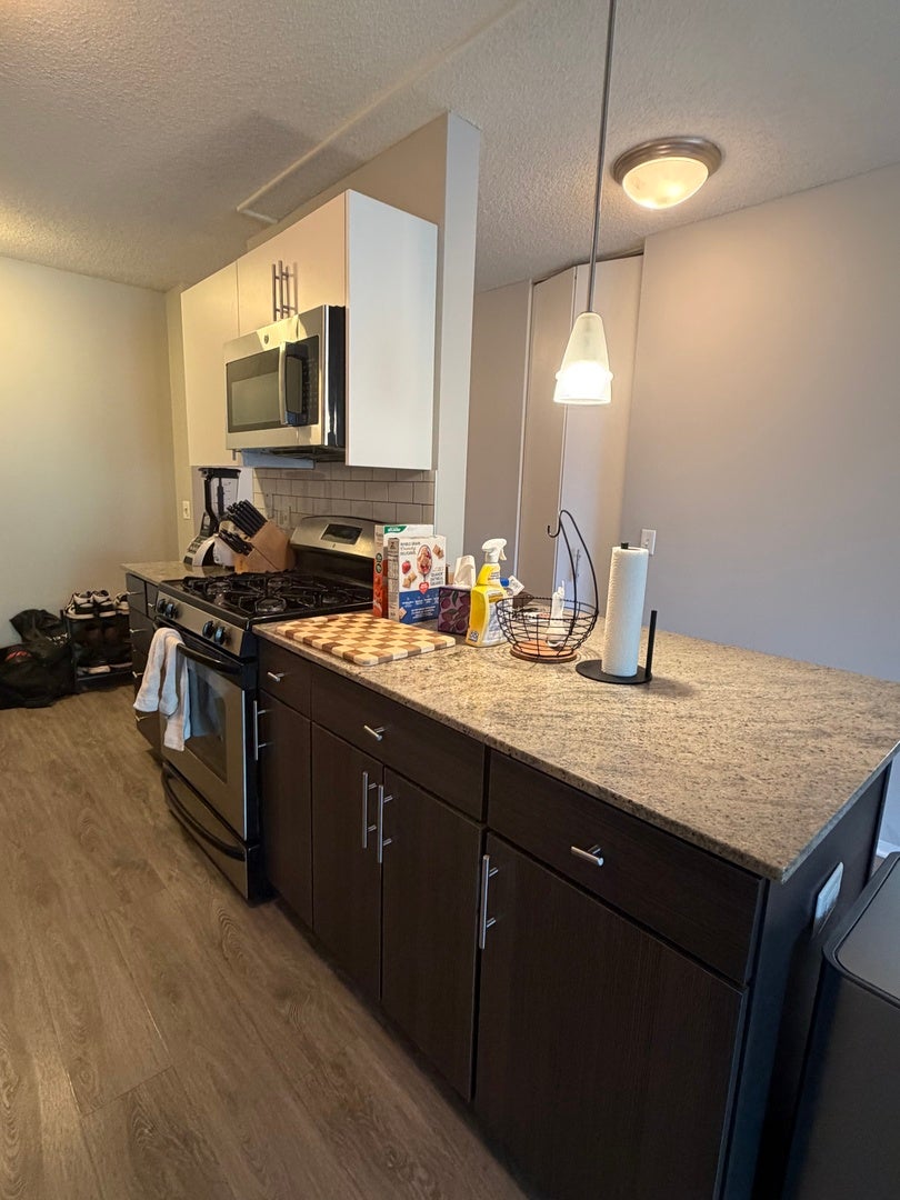 180 N Jefferson Street 711