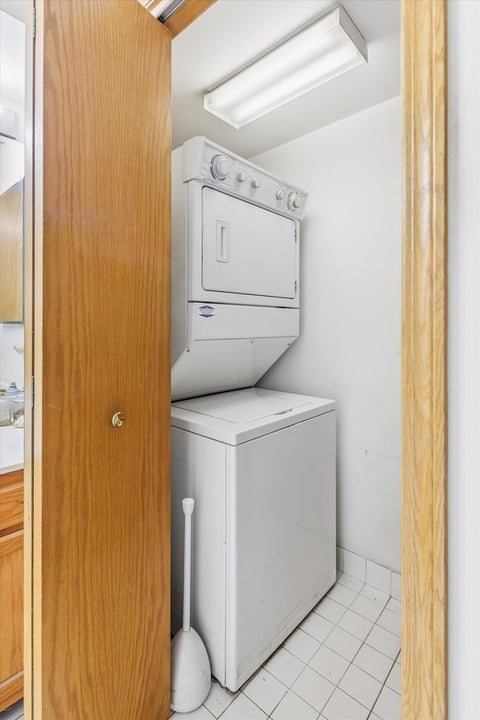 Tiny photo for 5320 N Lowell Avenue #205, Chicago, IL 60630 (MLS # 12772100)